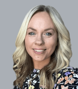 Laura Bissell Headshot